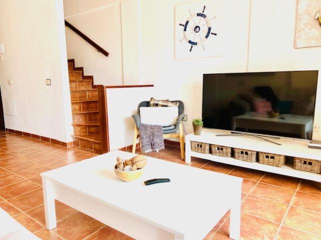 Apartamentos Vista Marina - El Medano Zewnętrze zdjęcie
