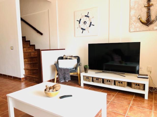 Apartamentos Vista Marina - El Medano Zewnętrze zdjęcie